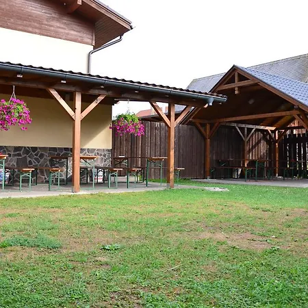 Liptovska Izba Liptovská Kokava