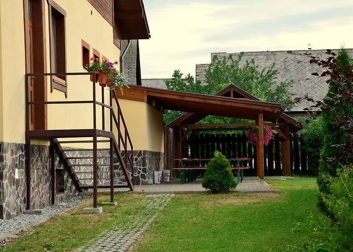 Liptovska Izba Liptovská Kokava